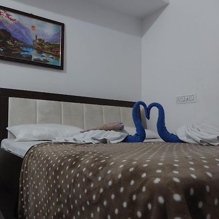 Shiv Shakti Homestay Kevadia ภายนอก รูปภาพ