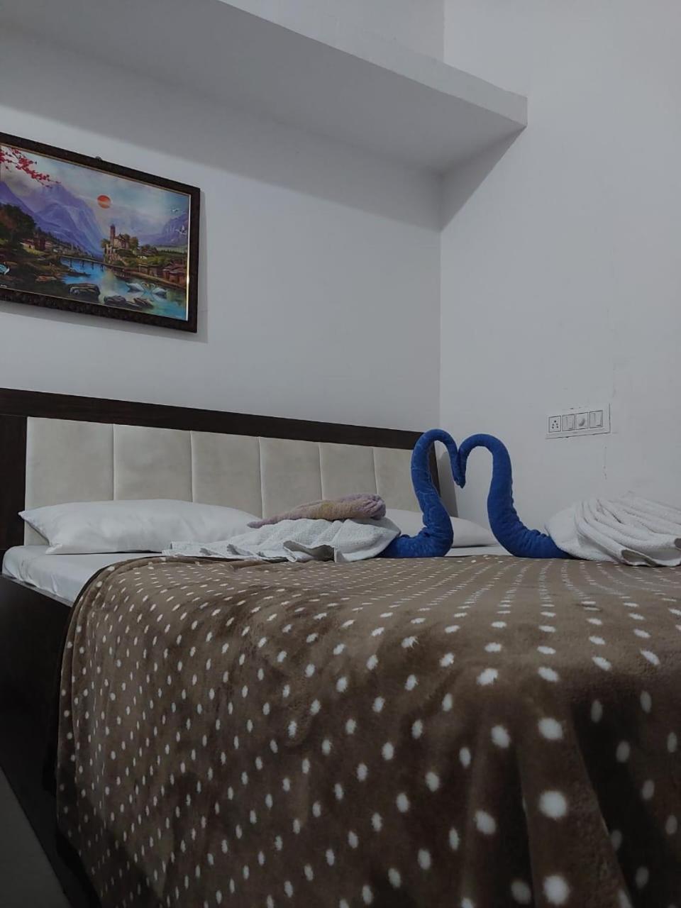 Shiv Shakti Homestay Kevadia ภายนอก รูปภาพ