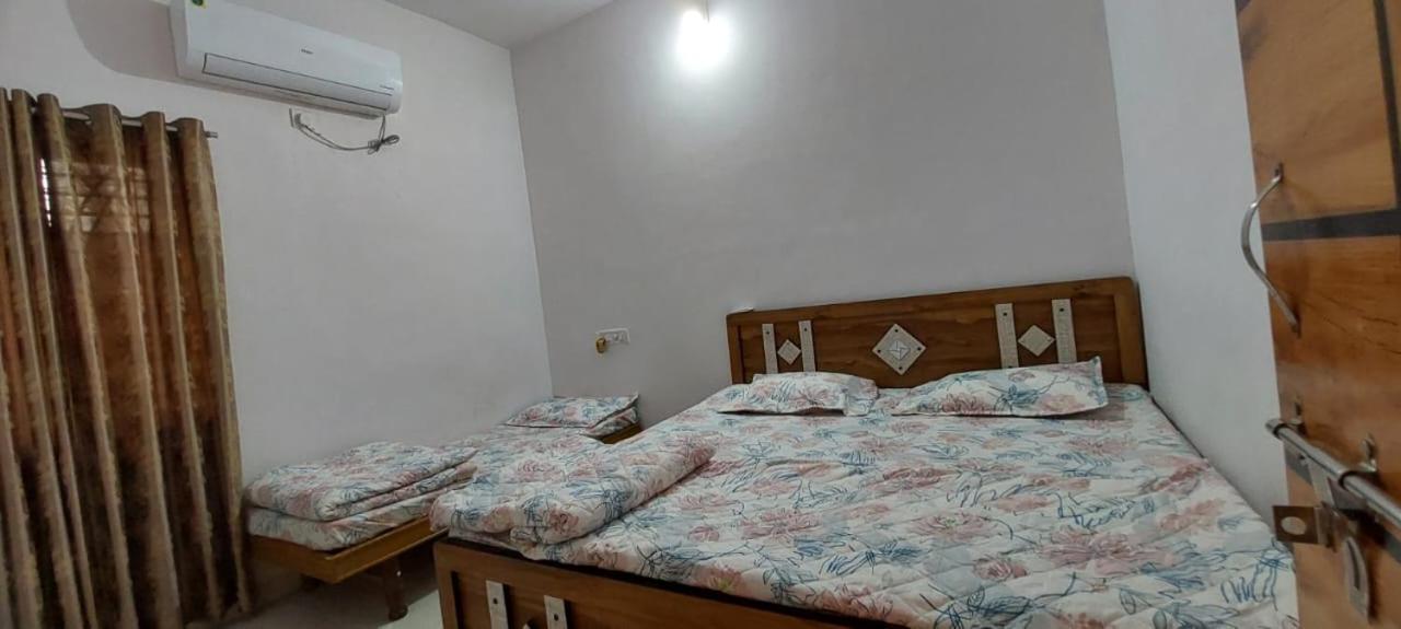 Shiv Shakti Homestay Kevadia ภายนอก รูปภาพ